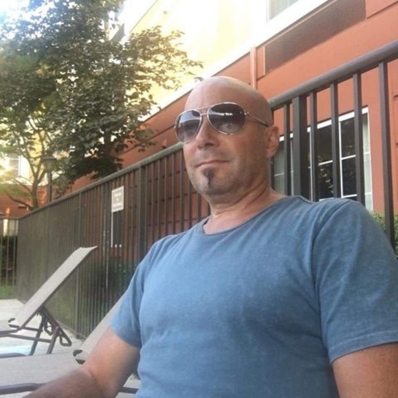 Meet your Posher, Dave - Picture 1 of 1